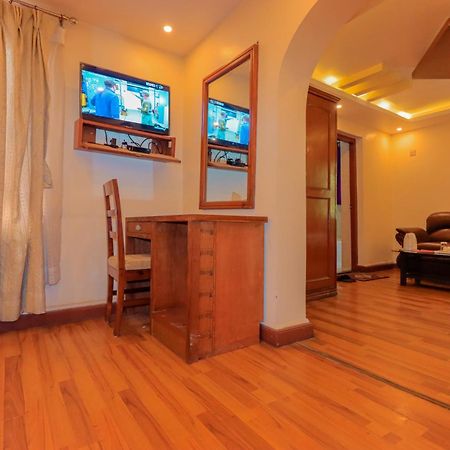 Everland Kathmandu Hotel Room photo