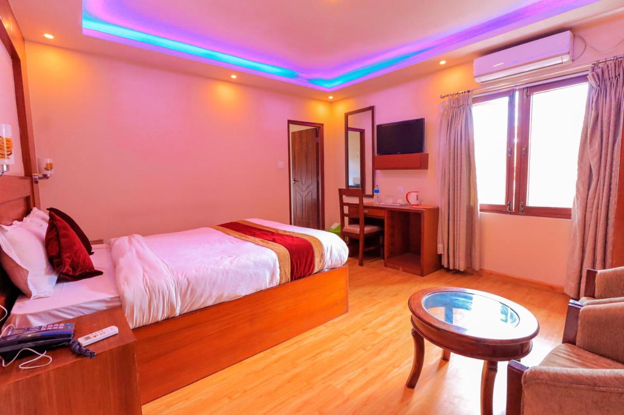 Everland Kathmandu Hotel Exterior photo
